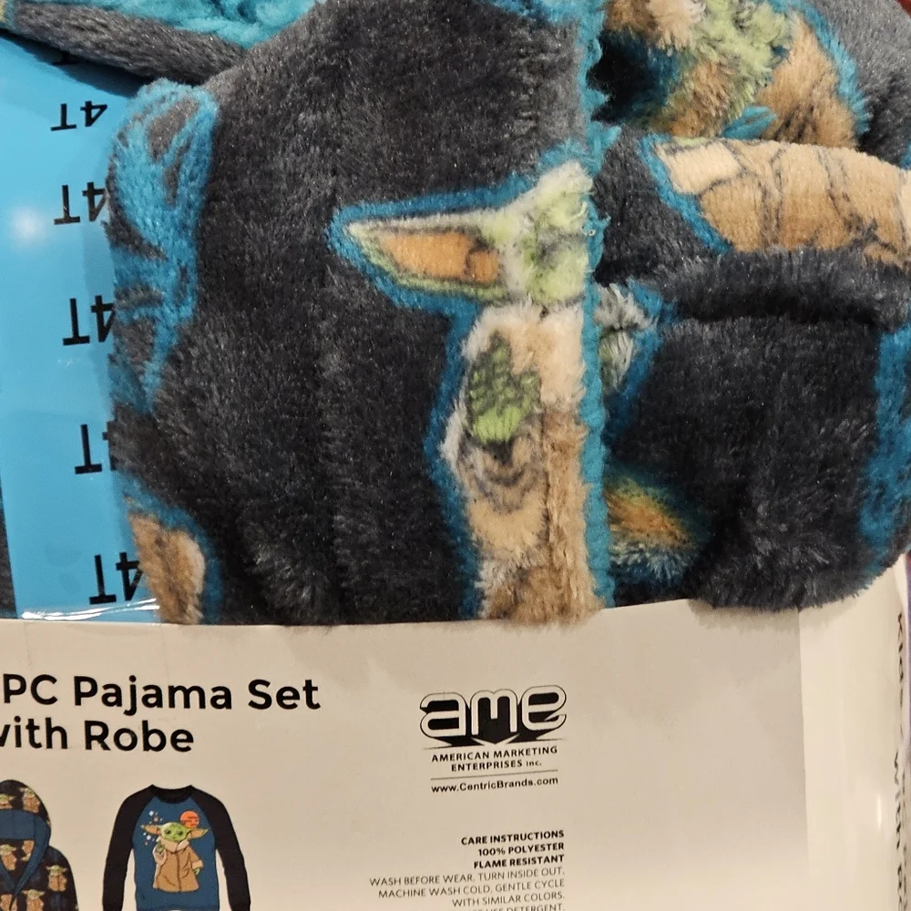 Star Wars The Mandalorian Kids 2 Piece Pajama Set with Robe Size 4T